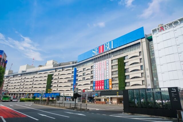 池袋駅前