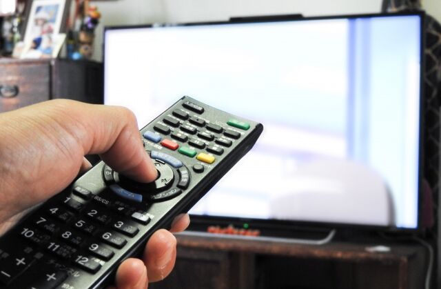 テレビCMとアドトラック広告を徹底比較！
